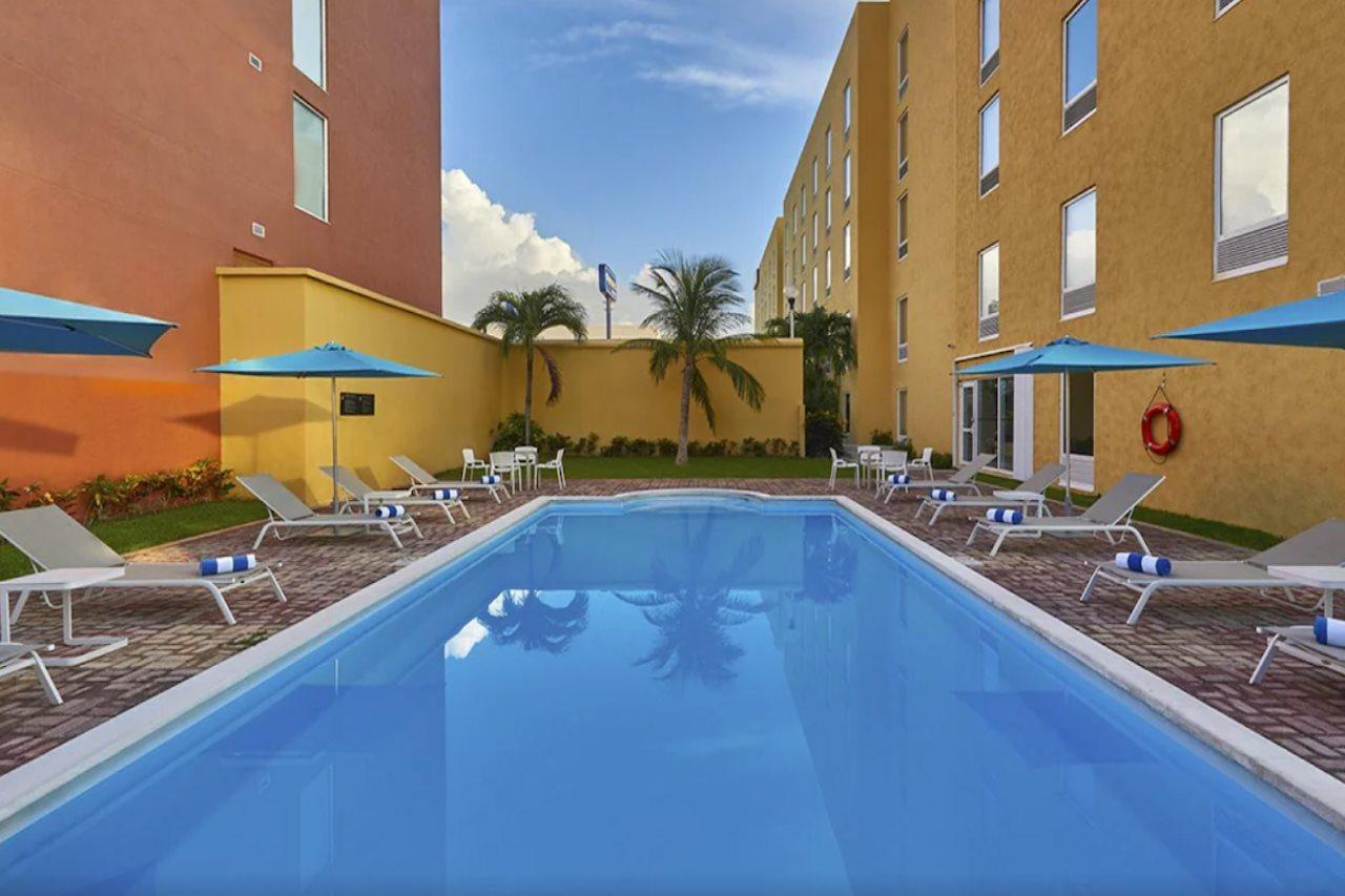 City Express Junior By Marriott Cancún Eksteriør bilde