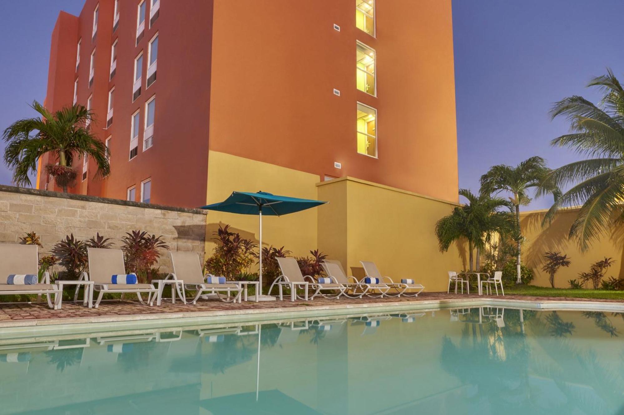 City Express Junior By Marriott Cancún Eksteriør bilde
