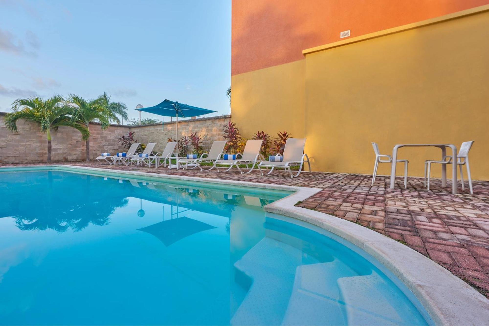 City Express Junior By Marriott Cancún Eksteriør bilde