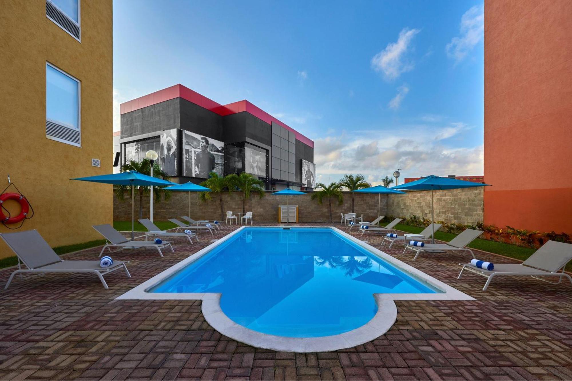 City Express Junior By Marriott Cancún Eksteriør bilde
