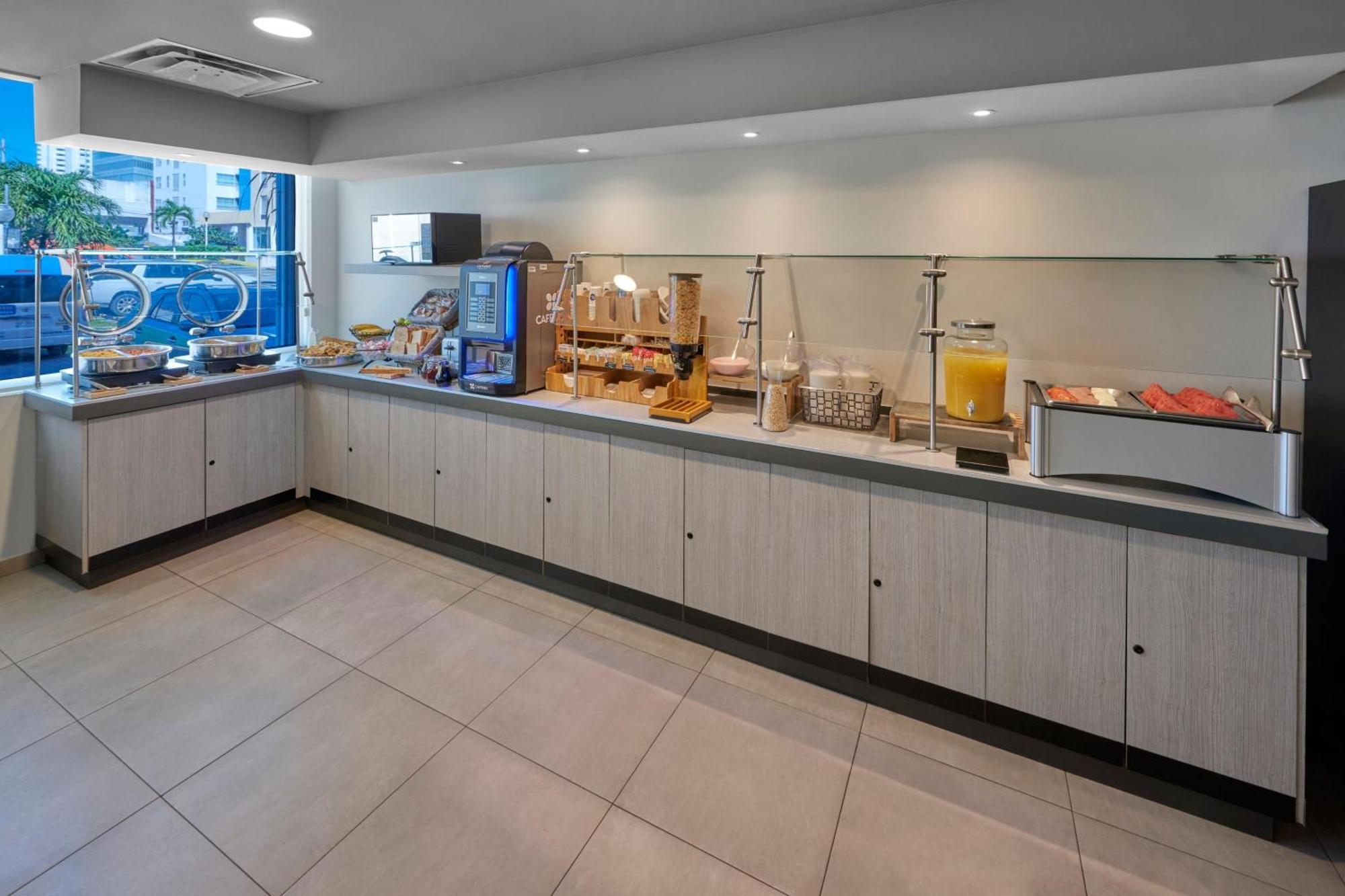 City Express Junior By Marriott Cancún Eksteriør bilde